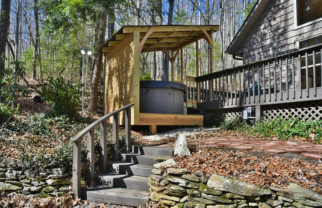 The Camby Cabin Just 12 Miles To Downtown Asheville-1