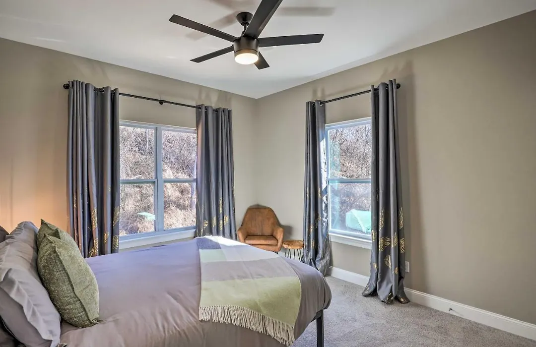 Mtn Views, Walkable Location: Asheville Retreat!-1