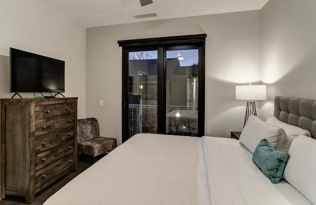 145 Biltmore Ave Condo 541B0A-1