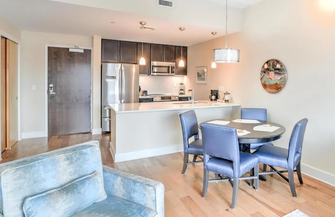 Stylish Downtown Asheville Condo | Balcony - King Bed - Walk To Everything-1