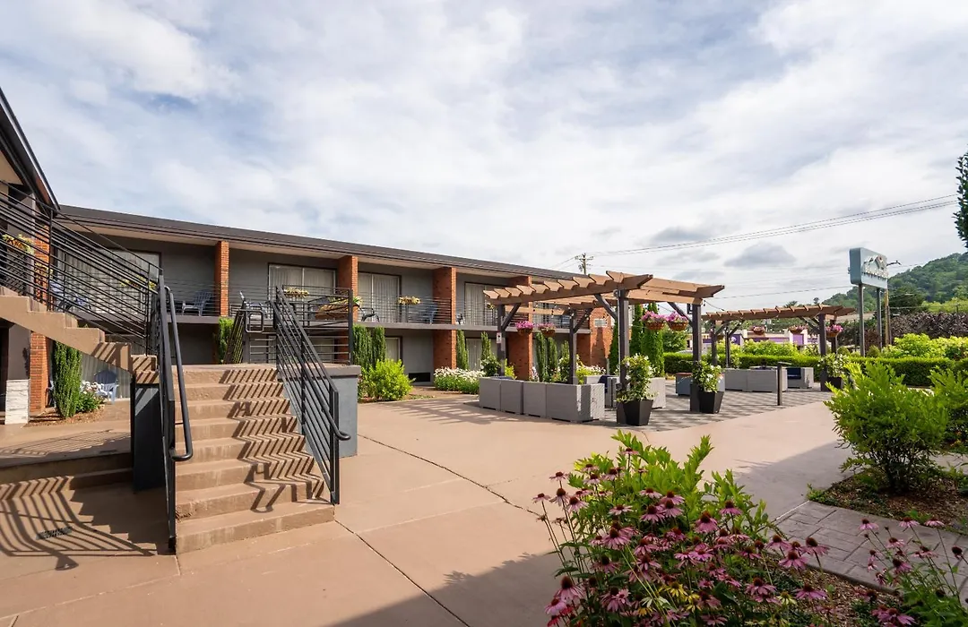 The Beaucatcher, A Boutique Motel-1