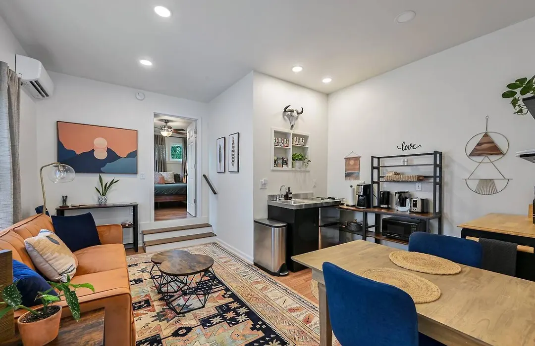 Cozy Love Nest 1Br - Minutes To Downtown Asheville-1