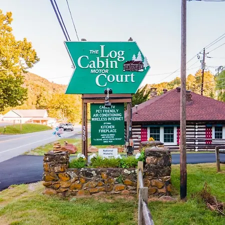 Log Cabin Motor Court-2