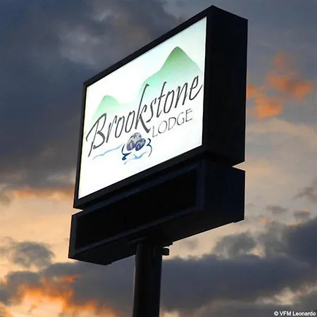Brookstone Lodge Near Biltmore Village, An Ascend Collection Hotel-2