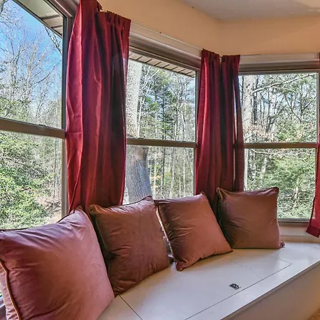 The Camby Cabin Just 12 Miles To Downtown Asheville-2