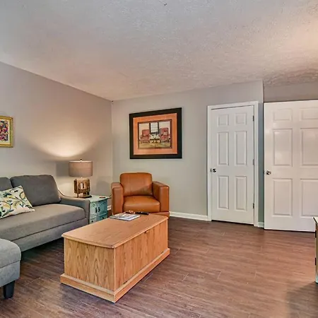 6 Miles To Downtown Asheville. Sleeps 5.-3