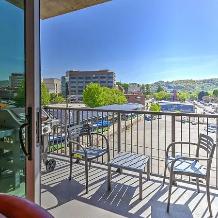 45 Asheland Avenue Unit 406-3