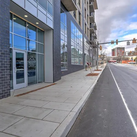 Your Downtown Asheville Pet-Friendly Oasis-2