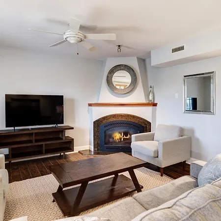 8 Village Lane 201-3