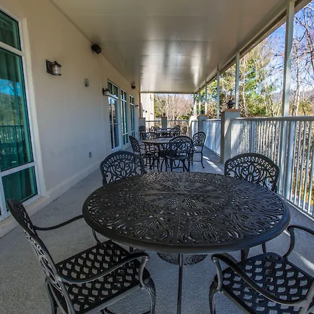Holiday Inn Express & Suites Asheville Downtown By Ihg-2