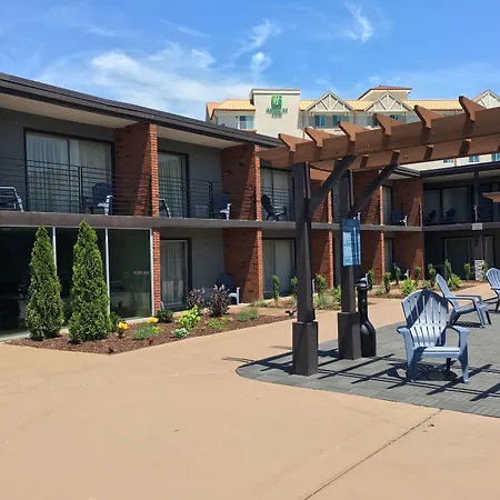 The Beaucatcher, A Boutique Motel-3