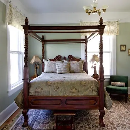 Chestnut Street Inn B&B-3