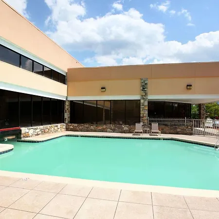 Ramada By Wyndham Asheville / Biltmore West-2