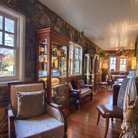 North Lodge On Oakland Bed And Breakfast-3